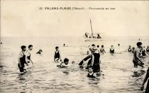 Ak Valras Plage Hérault, Menschen im Wasser