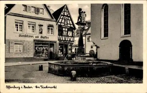 Ak Offenburg in Baden Schwarzwald, Am Fischmarkt, Brunnen, Fachwerk, Konditorei