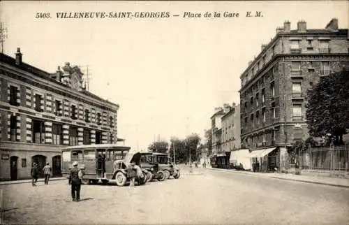 Ak Villeneuve Saint Georges Val de Marne, Place de la Gare