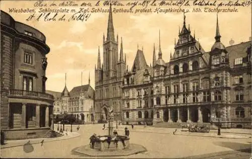 Ak Wiesbaden in Hessen, Schlossplatz, Schloss, Rathaus, protestantische Hauptkirche, Töchterschule