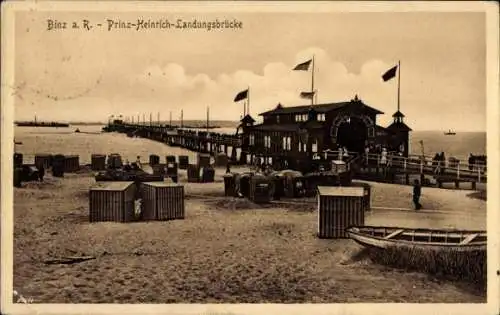 Ak Seebad Binz auf Rügen, Prinz Heinrich Landungsbrücke, Strand