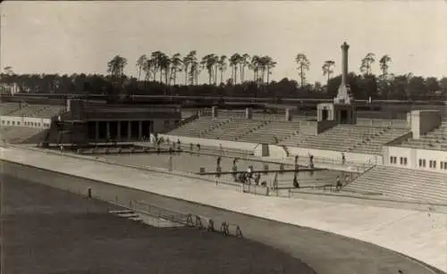 Foto Ak  Berlin Charlottenburg Westend, Deutsches Stadion im Grunewald