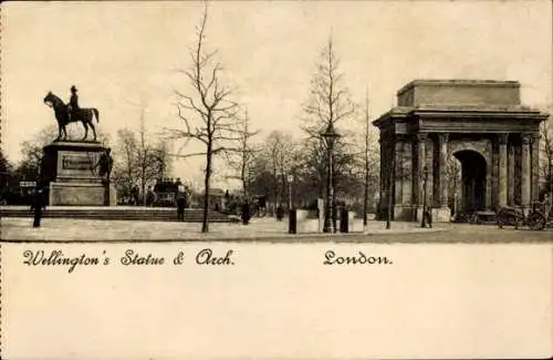 Ak London City England, Wellingtons Statue, Bogen