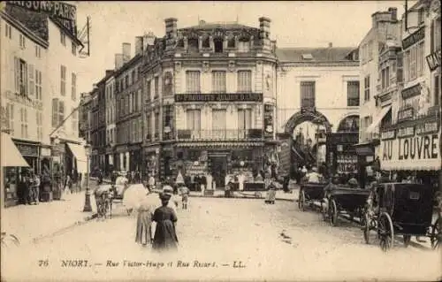 Ak Niort Deux Sèvres, Rue Victor Hugo, Rue Ricard