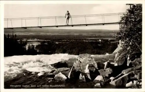 Ak Schweden, Hängebrücke, Wasserfall, Felsen