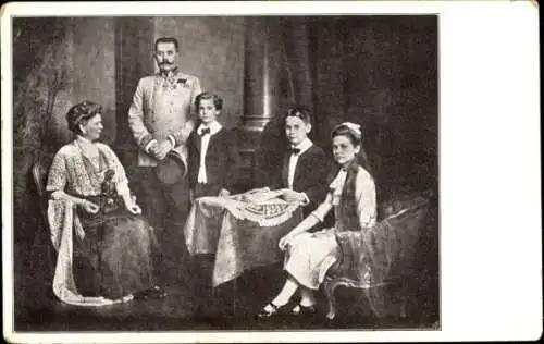 Ak Erzherzog Franz Ferdinand d'Este, Sophie, Kinder, Familienportrait, BKWI 889-4