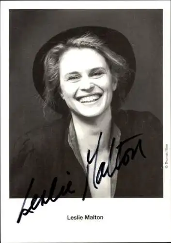 Ak Schauspielerin Leslie Malton, Portrait, Autogramm