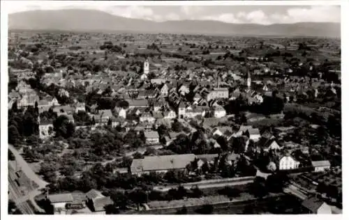 Ak Endingen am Kaiserstuhl, Ortsübersicht, Fliegeraufnahme