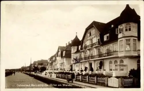 Ak Ostseebad Warnemünde Rostock, Villen am Strande