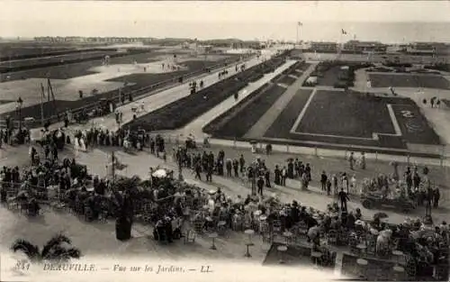 Ak Deauville Calvados, Vue sur les Jardins