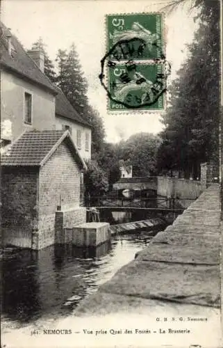 Ak Nemours Seine-et-Marne, Blick vom Quai des Fosses, Brauerei