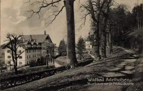 Ak Wildbad Adelholzen Siegsdorf in Oberbayern, Kurhaus mit St. Primuskapelle