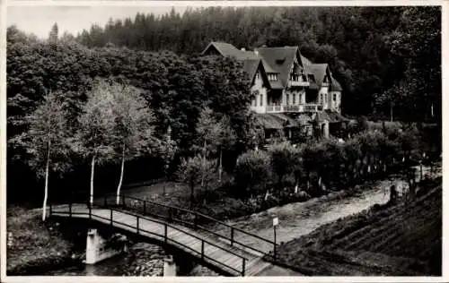 Ak Krummenhennersdorf Halsbrücke in Sachsen, Kirchliches Bundeshaus, Brücke