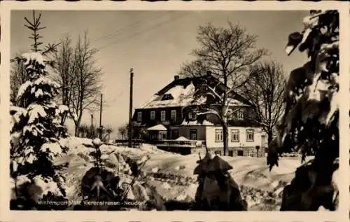 Ak Neudorf Sehmatal Erzgebirge, Hotel Vierenstraße, Winteransicht