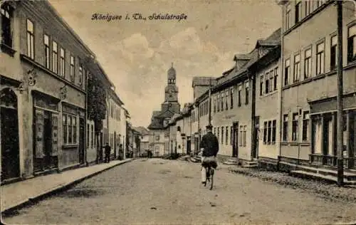 Ak Königsee Thüringen, Schulstraße, Fahrradfahrer, Turm