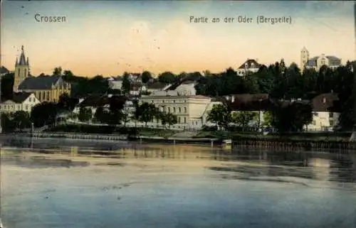 Ak Krosno Odrzańskie Crossen an der Oder Ostbrandenburg, Fluss, Häuser