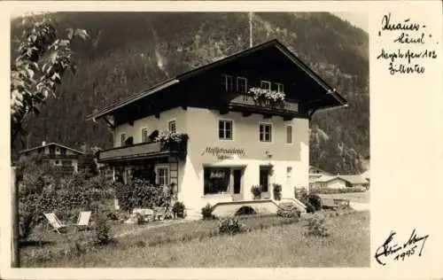 Ak Mayrhofen im Zillertal Tirol, Knauer Häusl, Maßschneiderei, Fotograf Hans Hruschka