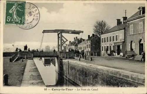 Ak Cercy la Tour Nièvre, Kanalbrücke