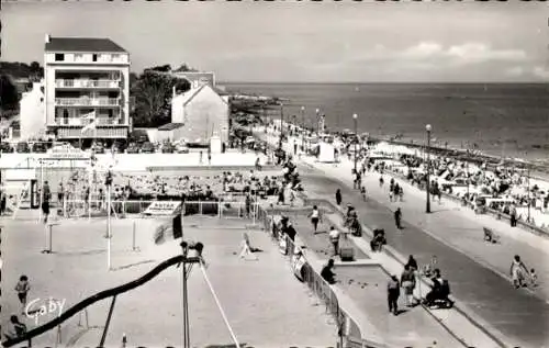 Ak Langrune sur Mer Calvados, Place du 6 Juin, Jeux, Plage