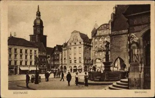 Ak Dortmund im Ruhrgebiet, Marktplatz, Brunnen, Kirchturm