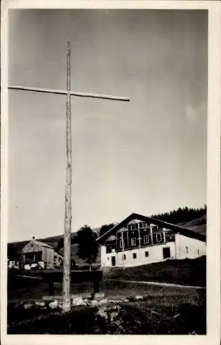 Ak Crest Voland Savoie, Colonie Les Berets Verts, Holzkreuz