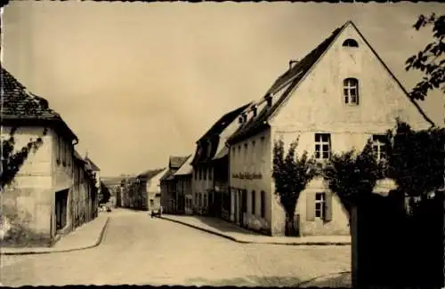 Ak Lommatzsch in Sachsen, Friedrich-Engels-Straße