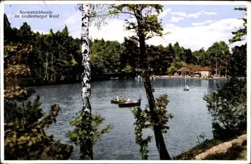 Ak Grillenburg Tharandt im Erzgebirge, Seerenteichbaude im Tharandter Wald, Seepartie mit Boot