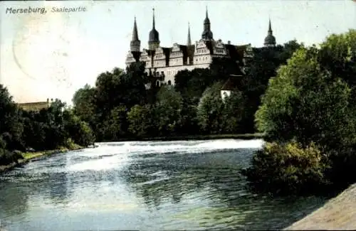 Ak Merseburg an der Saale, Saalewehr, Schloss