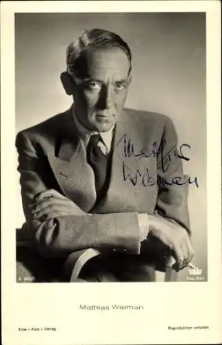 Ak Schauspieler Mathias Wieman, Portrait, Zigarette, Film Foto Verlag A 3435/1, Autogramm