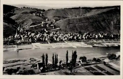 Ak Uerzig Ürzig an der Mosel, Fliegeraufnahme