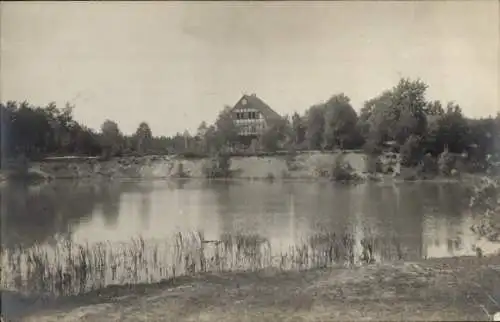 Foto Ak Mellendorf Wedemark in Niedersachsen, Naturfreundehaus, Teich