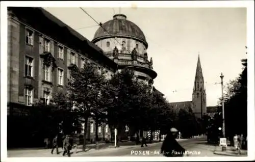 Ak Poznań Posen, An der Pauli Kirche, Straßenpartie