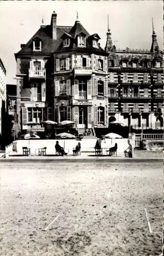 Ak Trouville Calvados, Le Grillon, Promenade des Planches