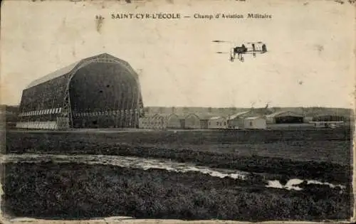 Ak Saint Cyr l’Ecole Yvelines, Militärflugplatz