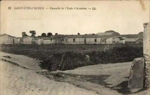 Ak Saint Cyr l'Ecole Yvelines, Ensemble der Luftfahrtschule