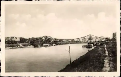 Ak Rendsburg in Schleswig Holstein, Straßendrehbrücke