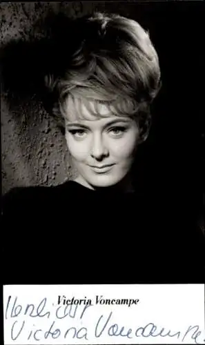 Ak Schauspielerin Victoria Voncampe, Portrait, Autogramm