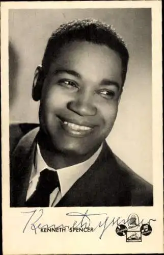 Ak Schauspieler und Sänger Kenneth Spencer, Portrait, Autogramm, Heia Safari