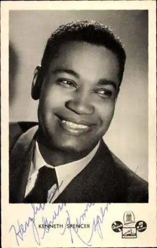 Ak Schauspieler und Sänger Kenneth Spencer, Portrait, Autogramm, Heia Safari