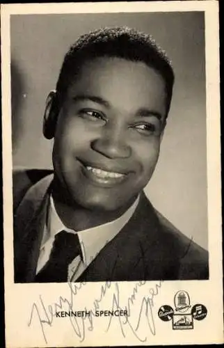 Ak Schauspieler und Sänger Kenneth Spencer, Portrait, Autogramm, Heia Safari