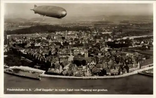 Ak Friedrichshafen am Bodensee, Fliegeraufnahme, Luftschiff Graf Zeppelin