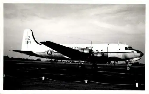 Foto Amerikanisches Militärflugzeug BZ DO411