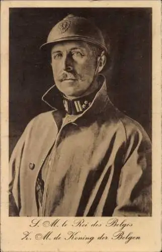 Ak König Albert I. von Belgien, Portrait in Uniform, Helm, Mantel