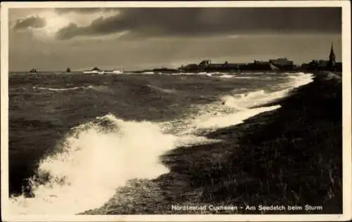 Ak Nordseebad Cuxhaven, Am Seedeich beim Sturm