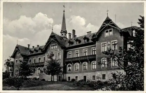 Ak Grünhain Beierfeld im Erzgebirge Sachsen, Seitenblick auf Genesungsheim