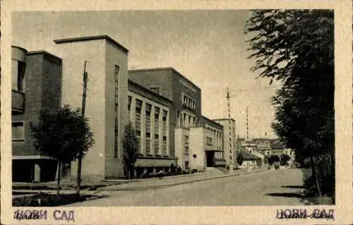 Ak Novi Sad Újvidék Neusatz Serbien, Straßenpartie