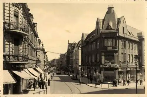 Foto Ak Eberswalde, Neue Kreuzstraße, Geschäftshaus Max von Büren & Co., Straßenbahn