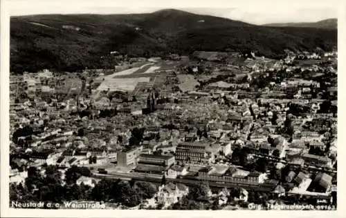 Ak Neustadt an der Weinstraße, Fliegeraufnahme