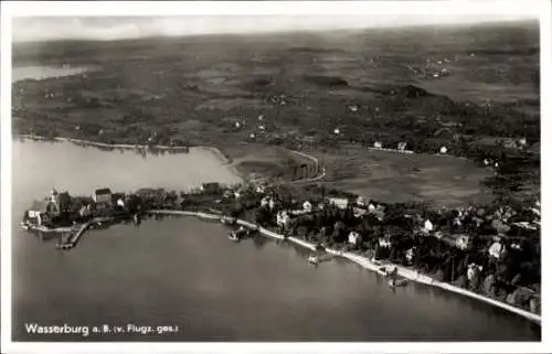 Ak Wasserburg am Bodensee Schwaben, Fliegeraufnahme