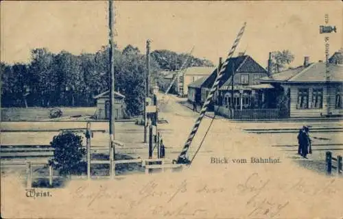 Ak Wrist Krs. Steinburg, Blick vom Bahnhof, Schranken, Gasthaus